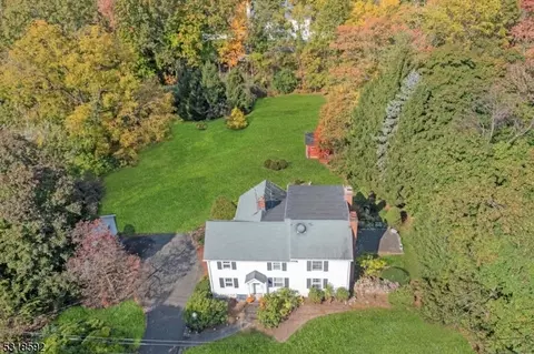 195 E Allendale Ave, Allendale, NJ 07401