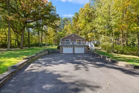 23 Hillcrest Rd # A, Warren, NJ 07059