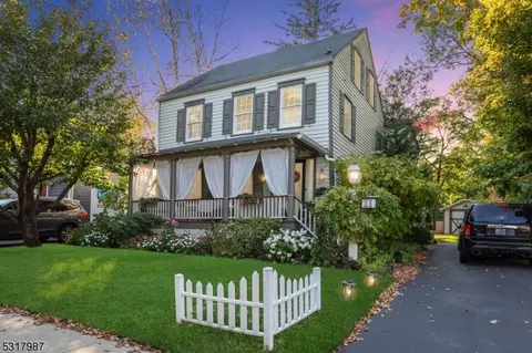 16 Summit Ave, Chatham, NJ 07928