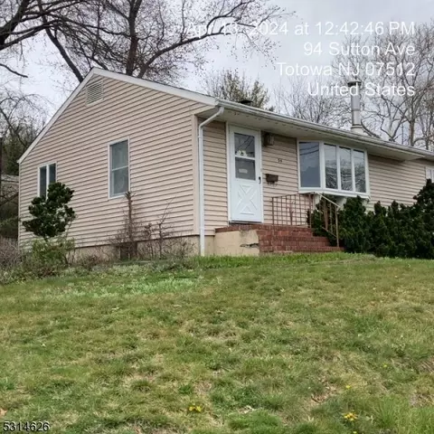 94 Sutton Ave, Totowa, NJ 07512