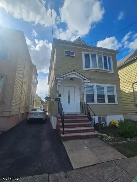 78 Harrison Pl, Clifton, NJ 07011