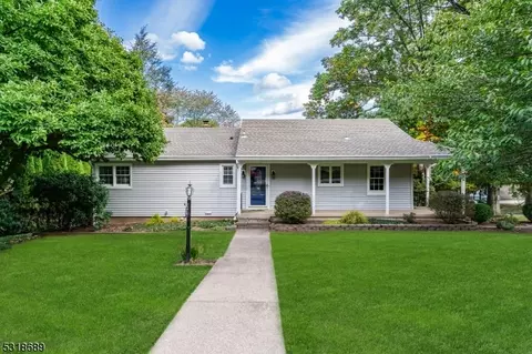 165 Hillcrest Ave, Hawthorne, NJ 07506