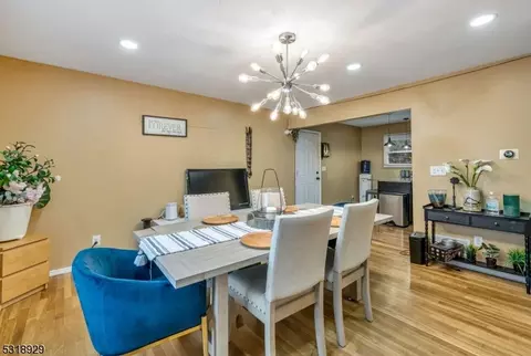 7 Terry Ln, Wharton, NJ 07885