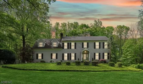 122 Foothill Rd, Flemington, NJ 08822