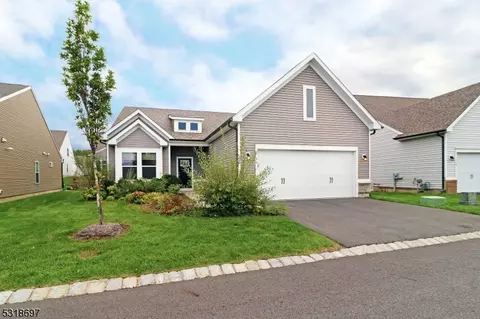 36 Broom Dr, Florham Park, NJ 07932