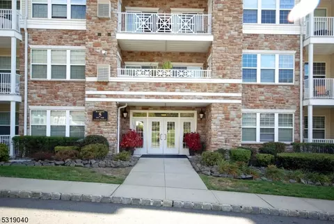 5417 Sanctuary Blvd, Riverdale, NJ 07457