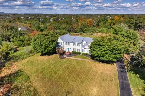 488 S Horizon Way, Branchburg, NJ 08853