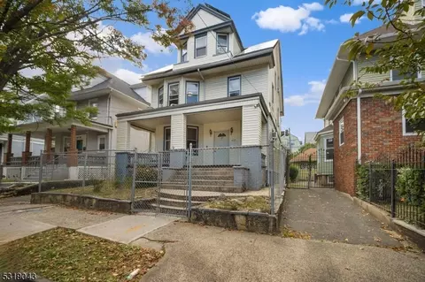 839 S 13th St, Newark, NJ 07108
