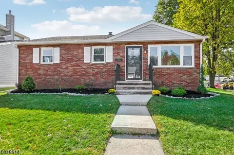 3 Acme Pl, Woodbridge Twp, NJ 07067
