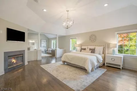 13 Trinity Pl, Warren, NJ 07059 photo 27