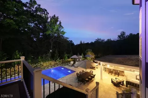 13 Trinity Pl, Warren, NJ 07059 photo 43