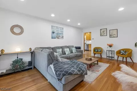 397 Hillside Ave, Springfield, NJ 07081 photo 5