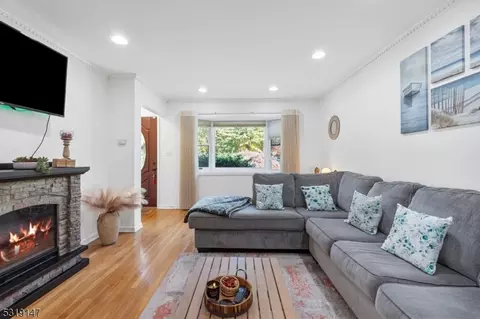 397 Hillside Ave, Springfield, NJ 07081 photo 7
