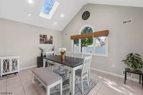 397 Hillside Ave, Springfield, NJ 07081 photo 22
