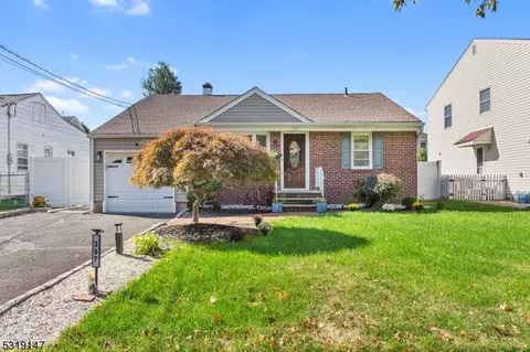 397 Hillside Ave, Springfield, NJ 07081
