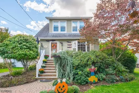 22 Ellice St, Lincoln Park, NJ 07035