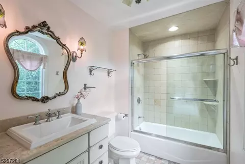 11 Cobblestone Dr, Upper Saddle River, NJ 07458 photo 25