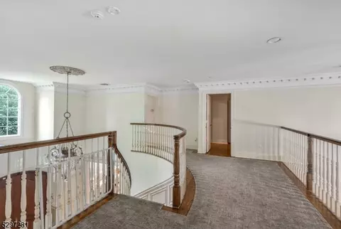 11 Cobblestone Dr, Upper Saddle River, NJ 07458 photo 18