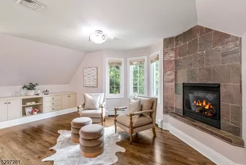 11 Cobblestone Dr, Upper Saddle River, NJ 07458 photo 20