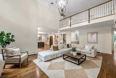 11 Cobblestone Dr, Upper Saddle River, NJ 07458 photo 9