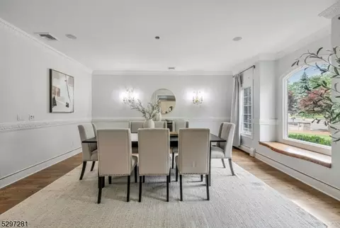 11 Cobblestone Dr, Upper Saddle River, NJ 07458 photo 5