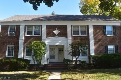 157 Elmwood Ter #B, Elmwood Park, NJ 07407