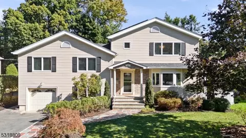 61 Harrison Ave, Roseland, NJ 07068