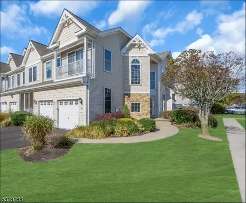 26 S Shore Dr, South Amboy, NJ 08879