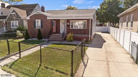 515 Brace Ave, Perth Amboy, NJ 08861