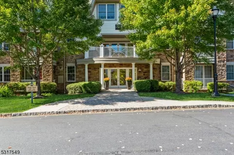 470 Victoria Dr #470, Bridgewater, NJ 08807