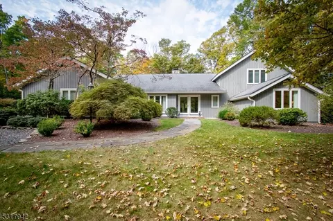 61 Baileys Mill Rd, Harding Twp, NJ 07920