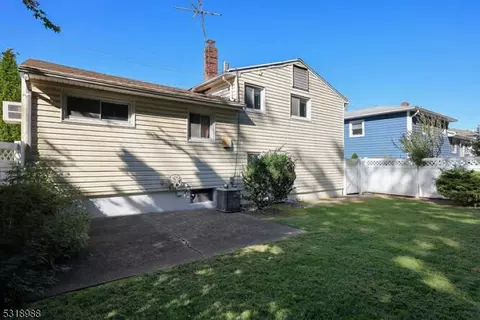 324 Mclean Pl, Hillside, NJ 07205 photo 17