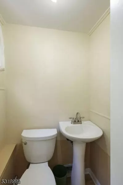 324 Mclean Pl, Hillside, NJ 07205 photo 16