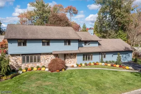 18 Gates Ave, Chatham Twp, NJ 07928