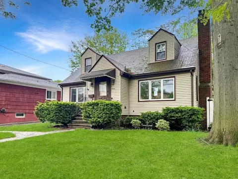 250 River Rd, North Arlington, NJ 07031