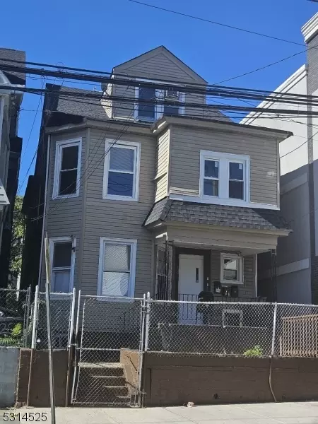 198 Rosa Parks Blvd, Paterson, NJ 07501