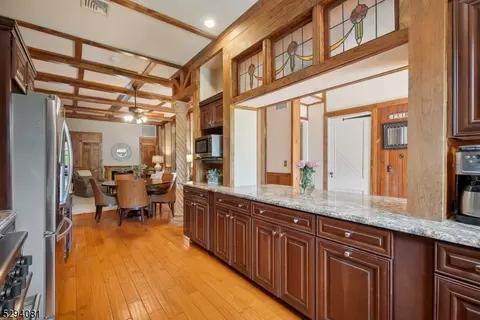 30 Blackburn Rd, Summit, NJ 07901 photo 16