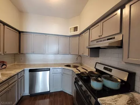 82 E Blackwell St # C, Dover, NJ 07801 photo 5
