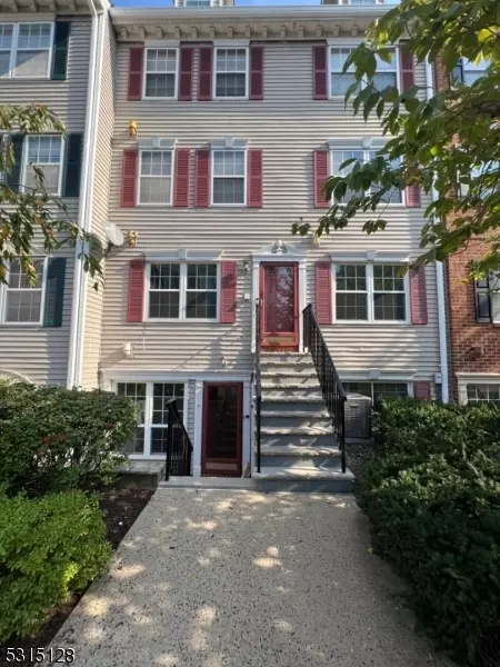 52 Yancy Dr #1, Newark, NJ 07103