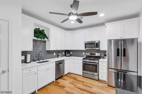 105 Canterbury Ln, Morganville, NJ 07751