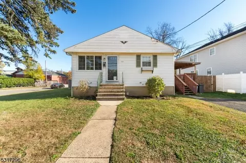 760 Voorhees Ave, Middlesex, NJ 08846