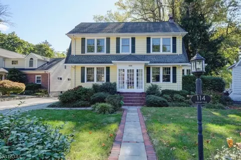 114 Hobart Ave, Millburn Twp, NJ 07078