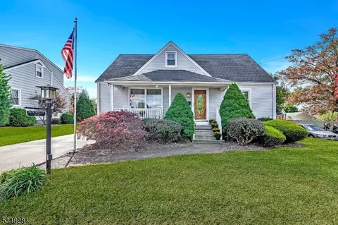 319 W Frech Ave, Manville, NJ 08835