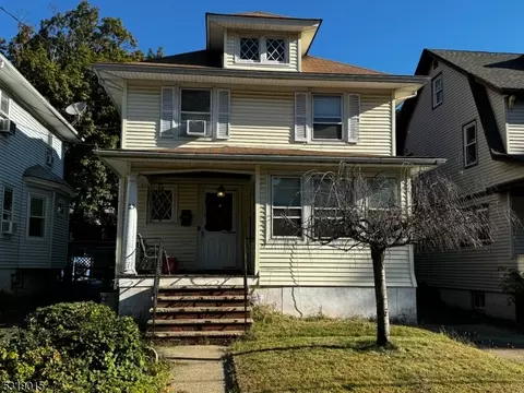 23 Swaine Pl, West Orange, NJ 07052