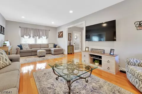 518 Prospect St, Nutley, NJ 07110 photo 7