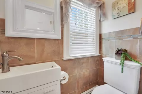 518 Prospect St, Nutley, NJ 07110 photo 39