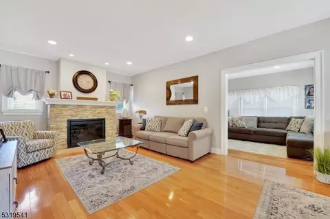 518 Prospect St, Nutley, NJ 07110 photo 6
