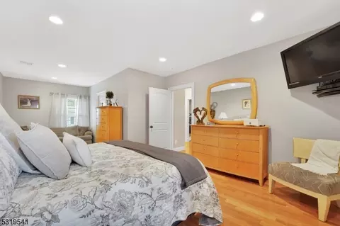 518 Prospect St, Nutley, NJ 07110 photo 21