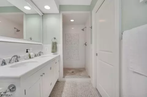 518 Prospect St, Nutley, NJ 07110 photo 25