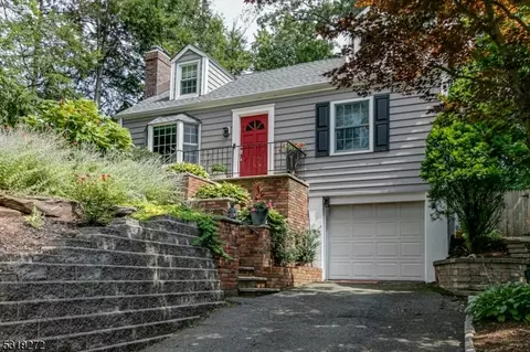 652 Maye St, Westfield, NJ 07090